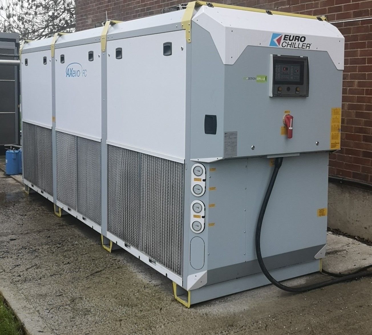 Energy Efficient Chiller Installed