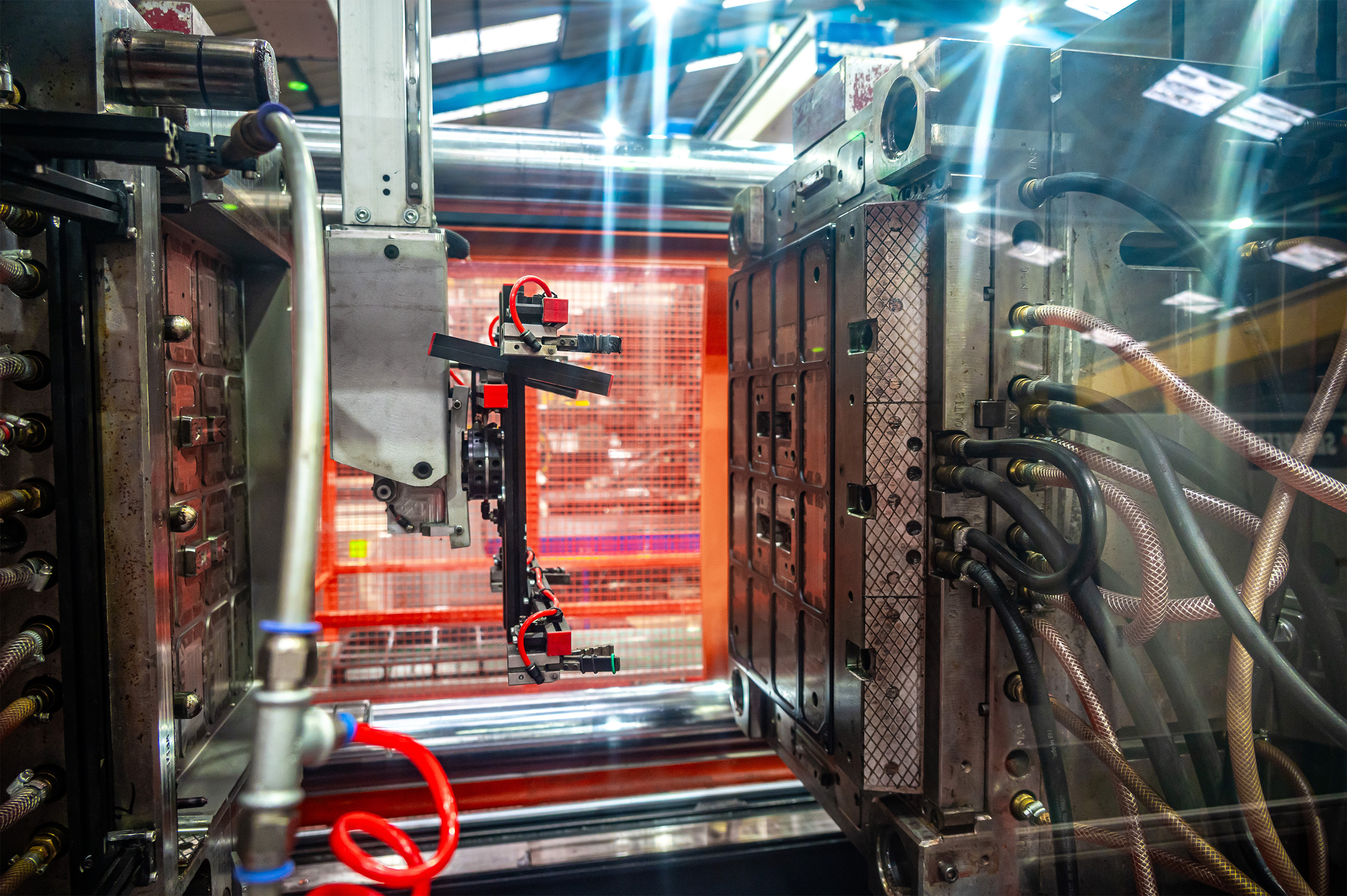 Introducing the Romi 380 Tonne Injection Moulding Machine Image